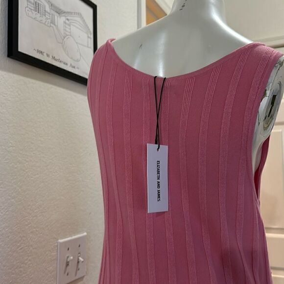 Elizabeth and James Dress - Picture 3 of 4